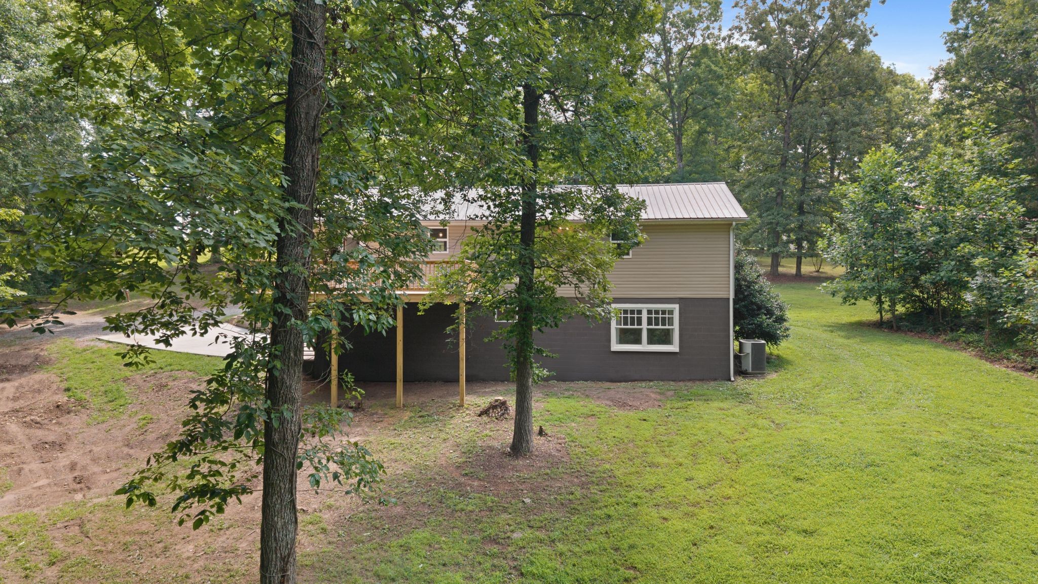 1330 Promise Land Road Charlotte, TN 37036 - Photo 7 of 66 Gallery Image 7