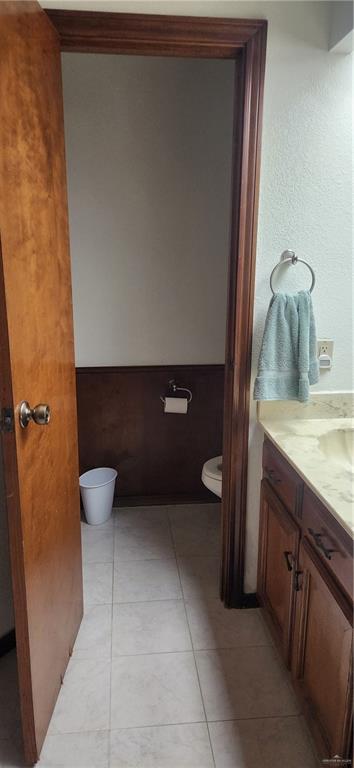 500 Wichita Avenue, Unit 75 McAllen, TX 78503 - Photo 23 of 45 a bathroom with a sink and a mirror