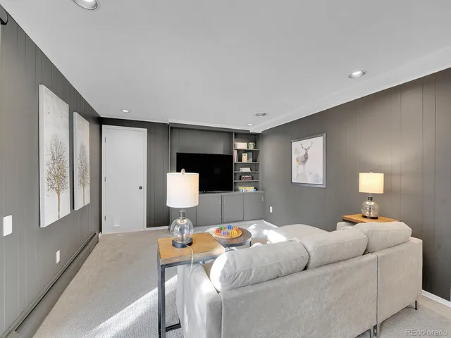 $915,000 | 6849 South Elizabeth Circle, Centennial, CO 80122