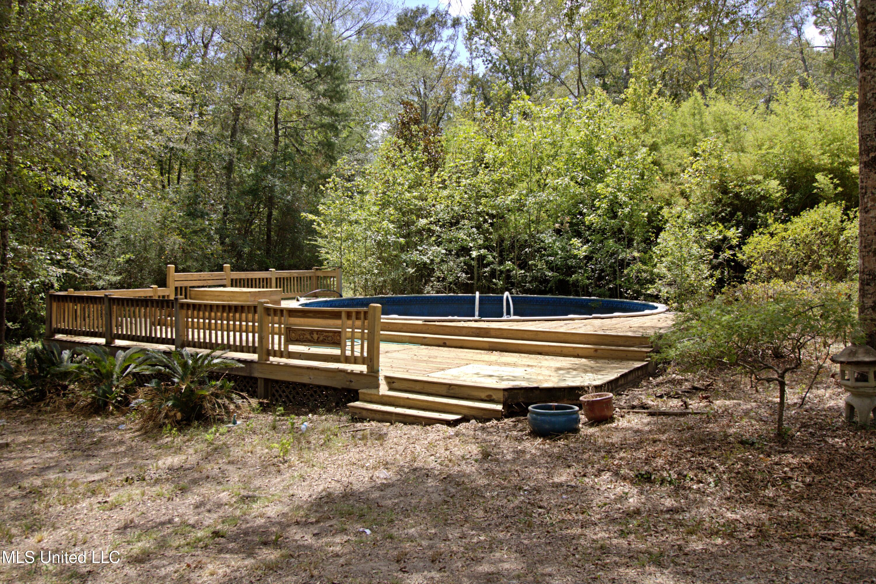 280 Lowery Road Sumrall, MS 39482 - Photo 8 of 29 IMG_1829
