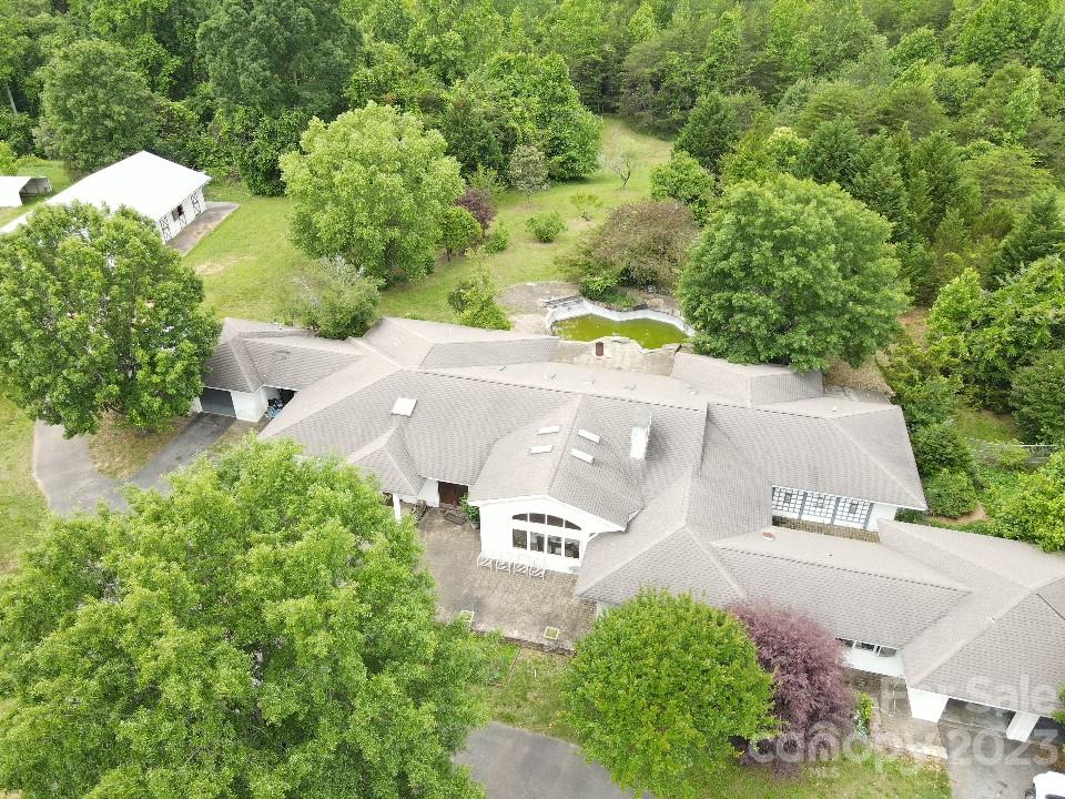 1034 Little Mountain Road Columbus, NC 28722 - Photo 14 of 42 Gallery Image 14