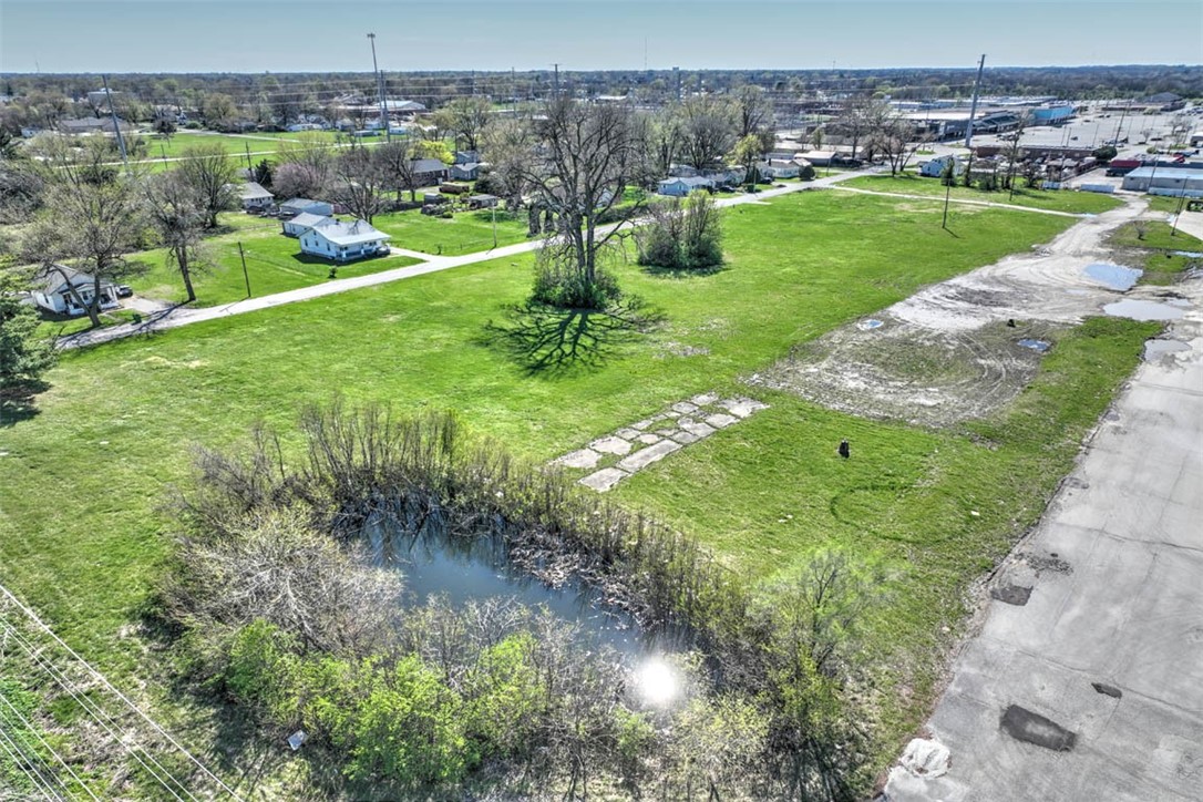 655 East Pershing Road Decatur, IL 62526 - Photo 6 of 7