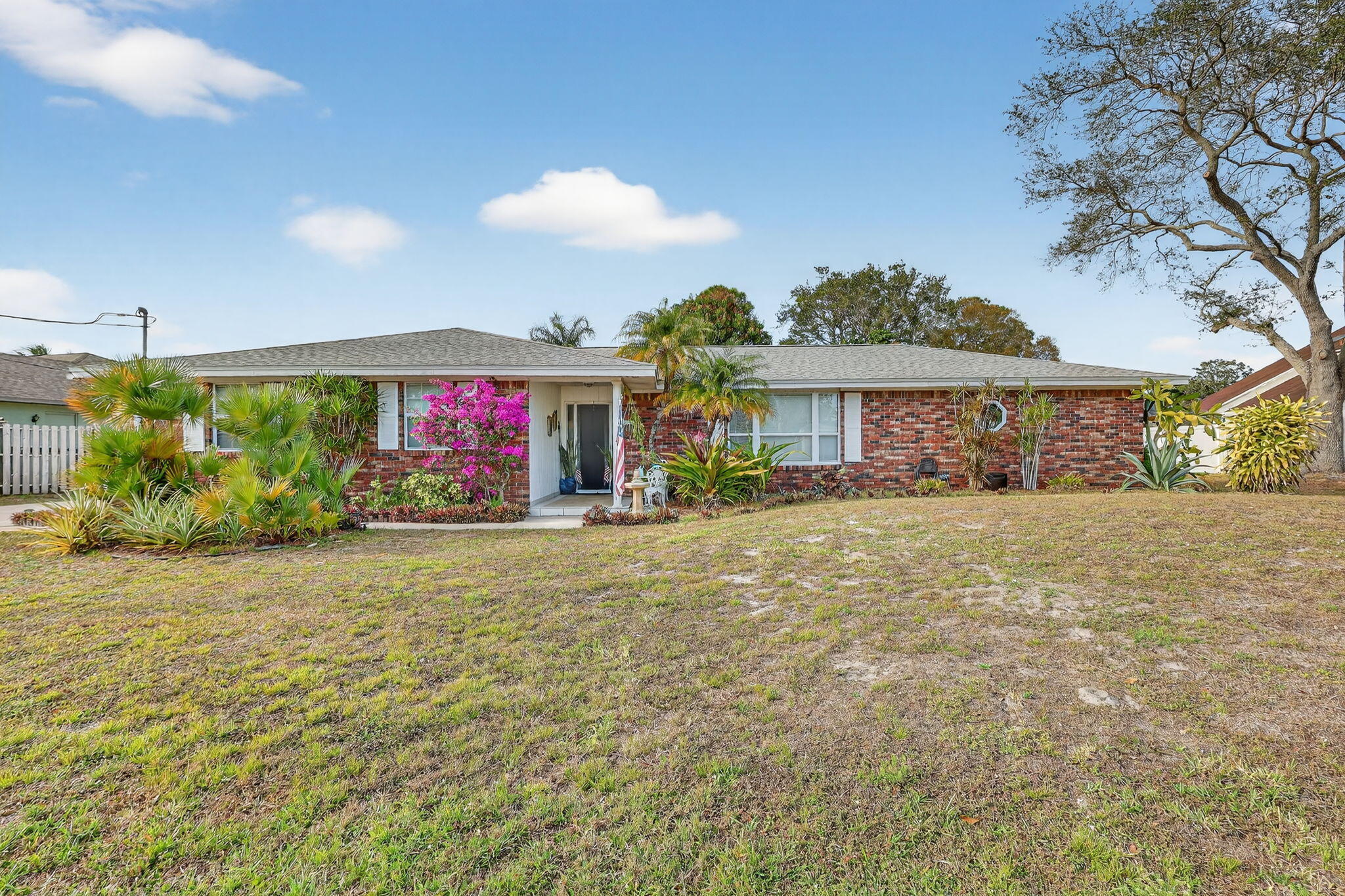 1207 Southeast Palm Beach Road Port St. Lucie, FL 34952 - Photo 2 of 72 2-web-or-mls-7R7A1748