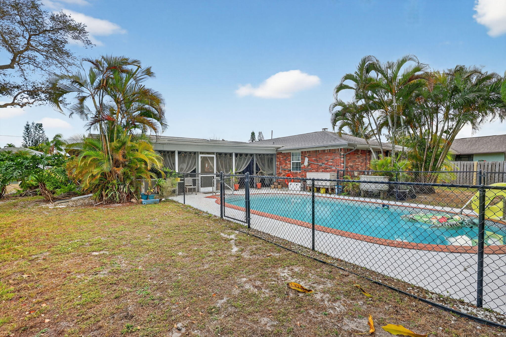 1207 Southeast Palm Beach Road Port St. Lucie, FL 34952 - Photo 57 of 72 57-web-or-mls-7R7A1801