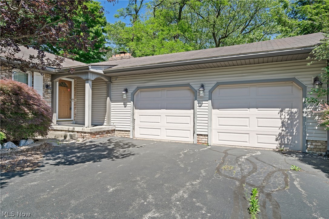 2978 Lynn Road Canfield, OH 44406 - Photo 4 of 42