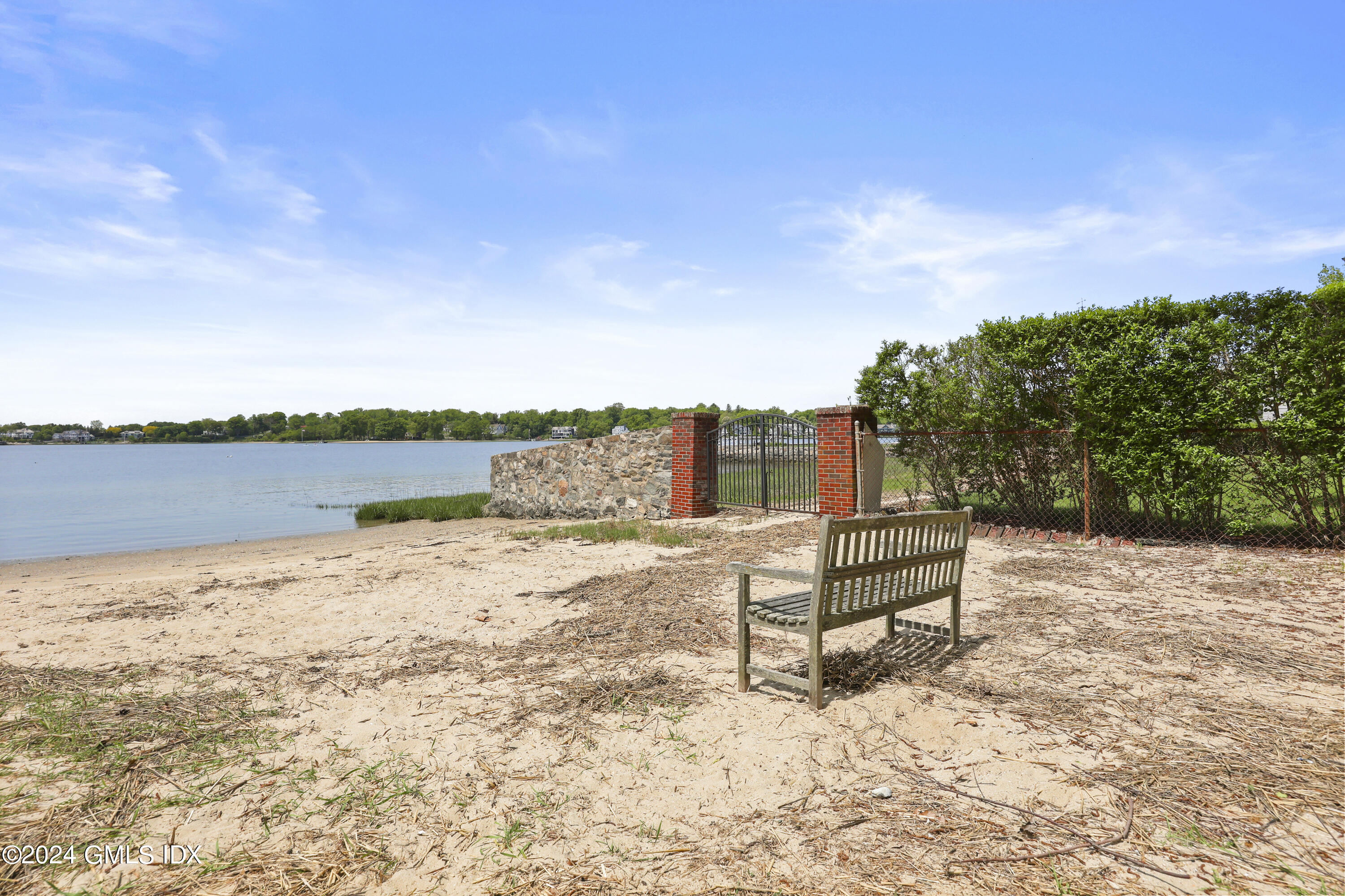 22 Keofferam Road, Unit REAR Old Greenwich, CT 06870 - Photo 12 of 15