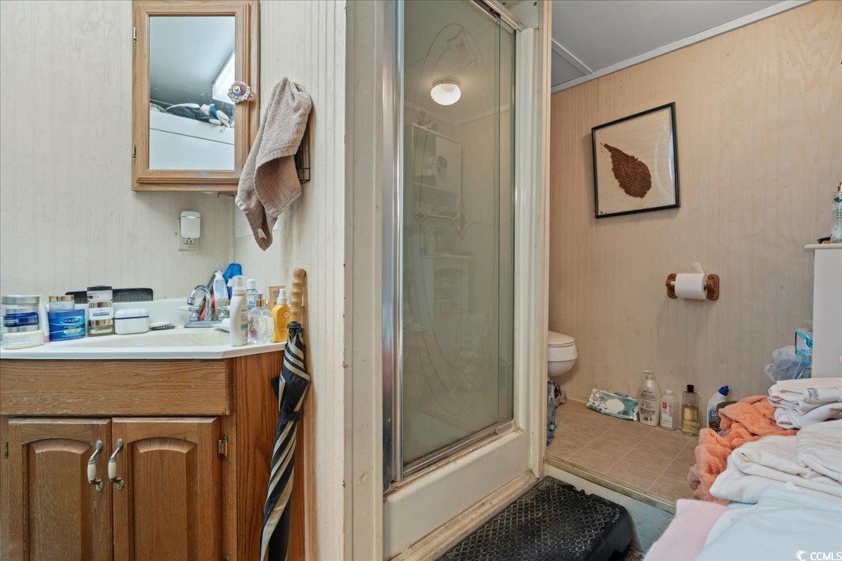 2776 Holly Road Marion, SC 29571 - Photo 12 of 29 Full bathroom with a shower with door, toilet, van