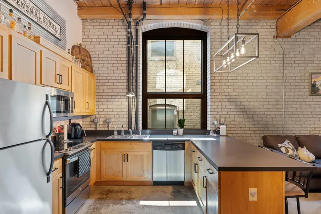 $225,000 | 127 5th Street Northeast, Unit 106, Minneapolis, MN 55413