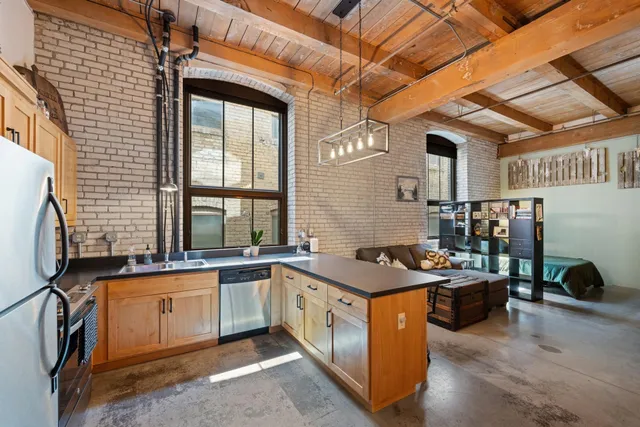 $225,000 | 127 5th Street Northeast, Unit 106, Minneapolis, MN 55413