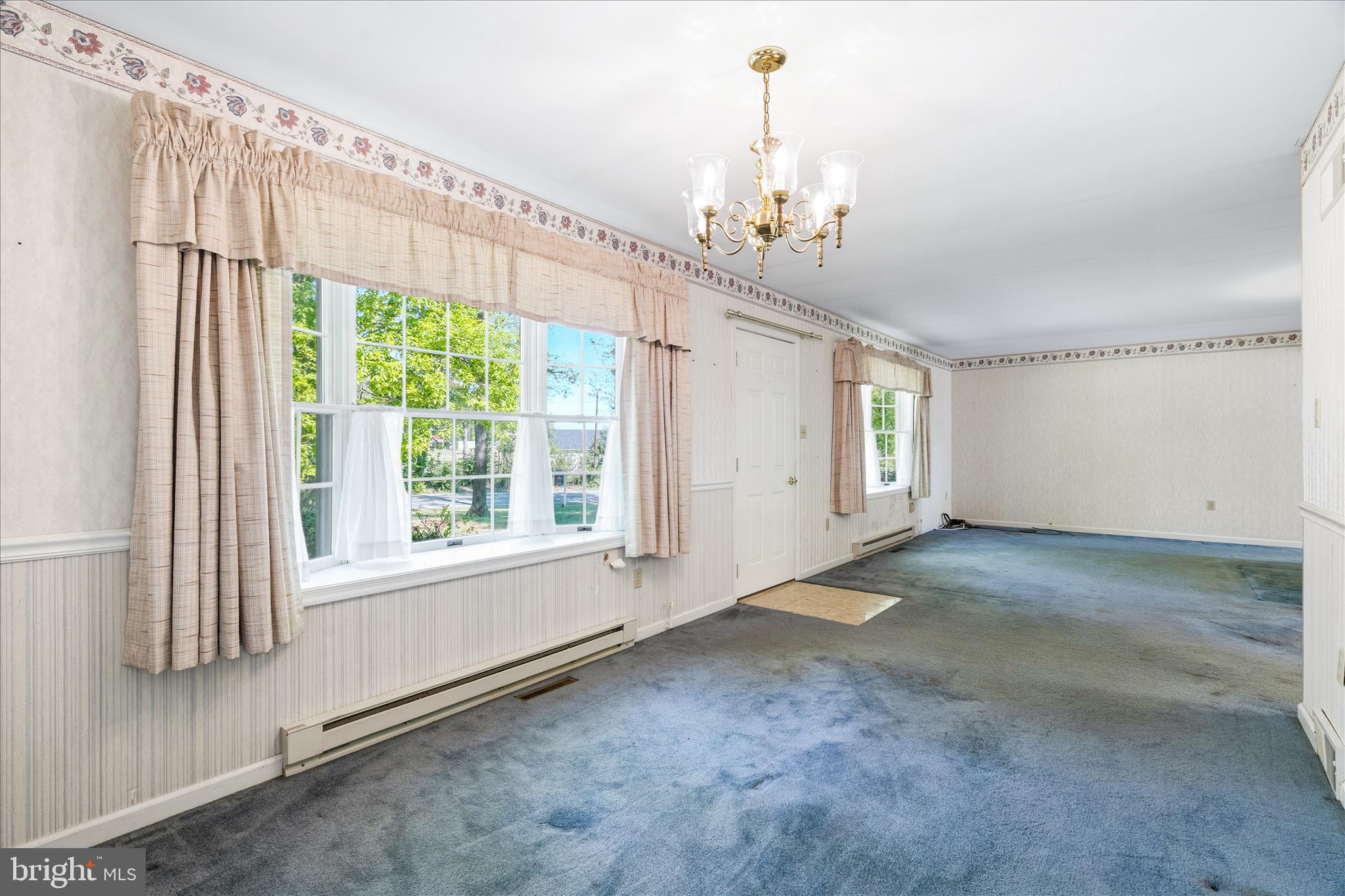 6254 Hickory Road Stewartstown, PA 17363 - Photo 7 of 54 Family Room