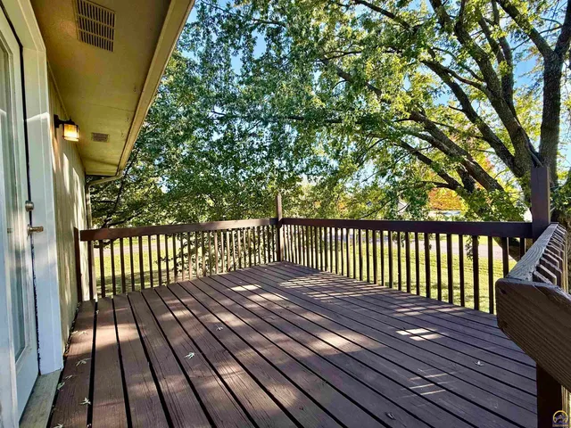 $254,900 | 4301 Northwest Westgate Road, Topeka, KS 66618