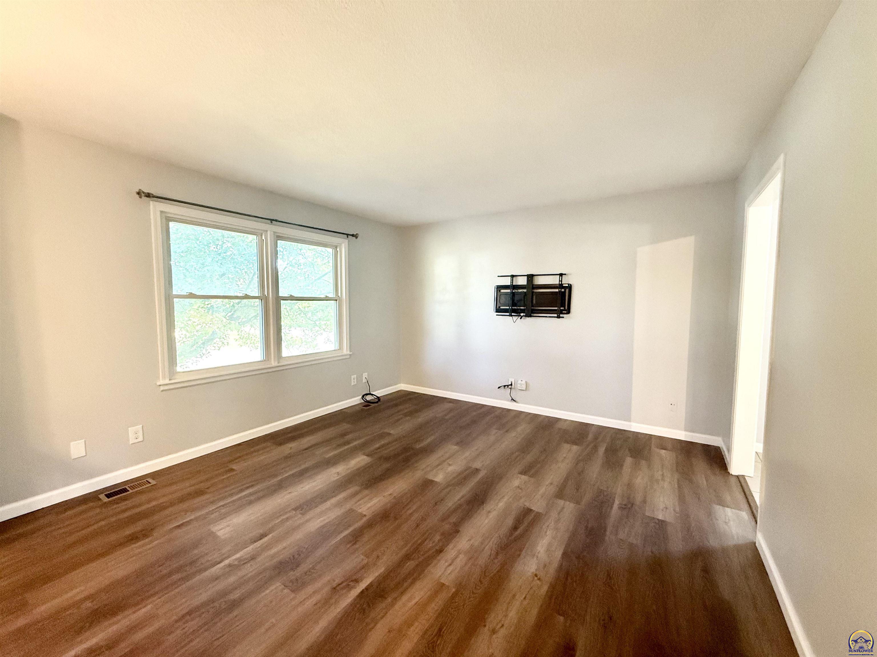 4301 Northwest Westgate Road Topeka, KS 66618 - Photo 3 of 15