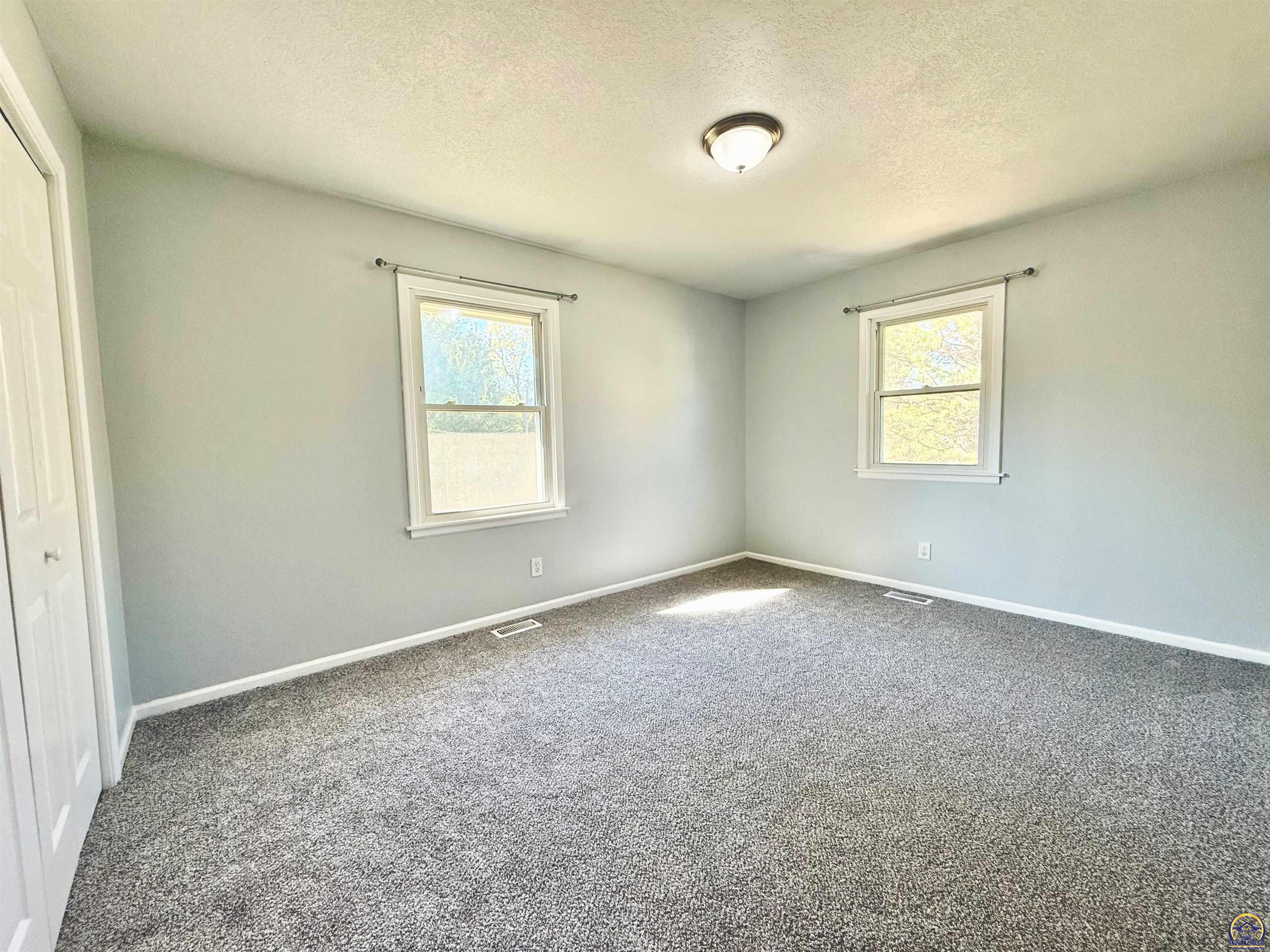 4301 Northwest Westgate Road Topeka, KS 66618 - Photo 7 of 15