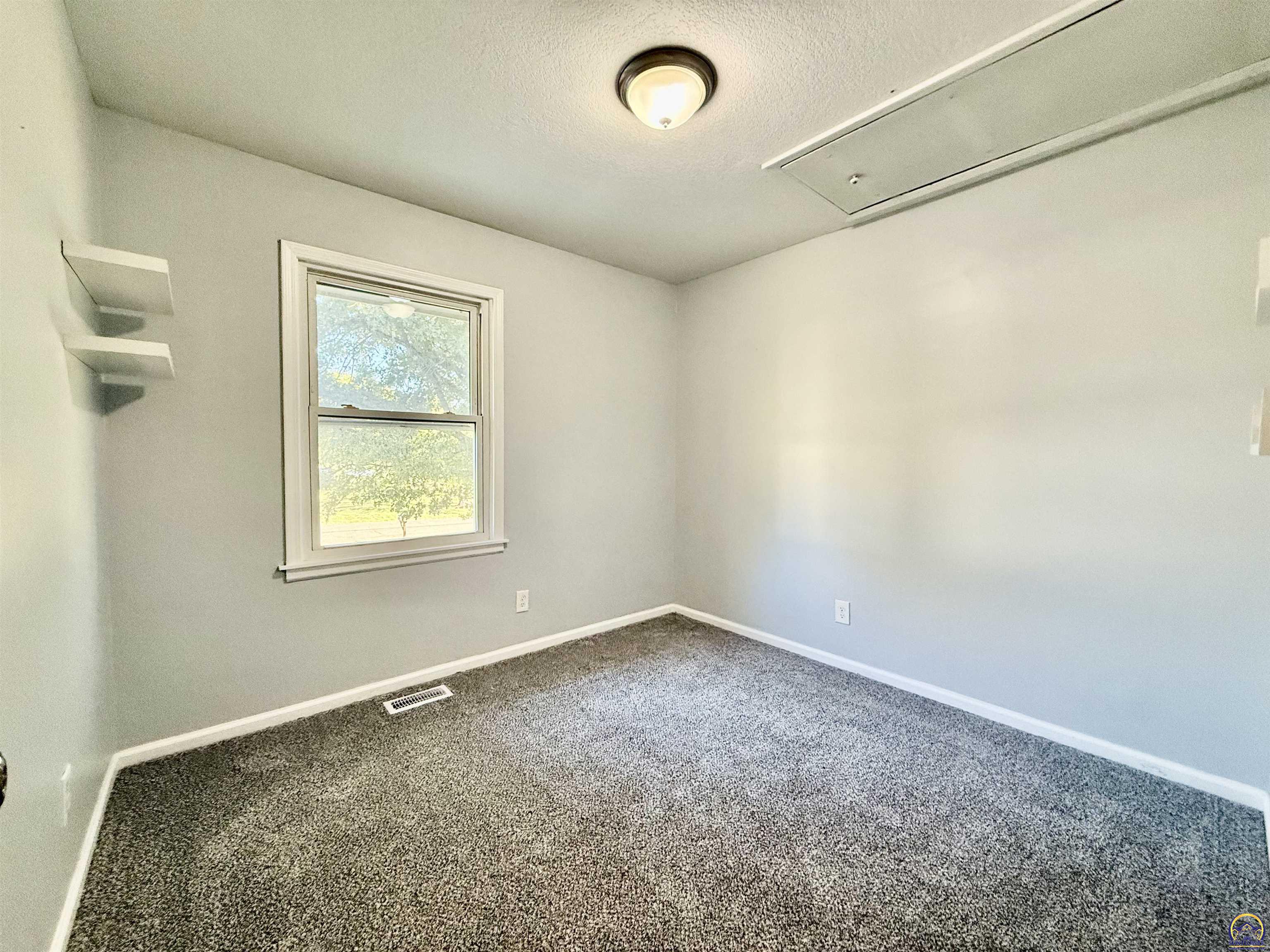 4301 Northwest Westgate Road Topeka, KS 66618 - Photo 8 of 15