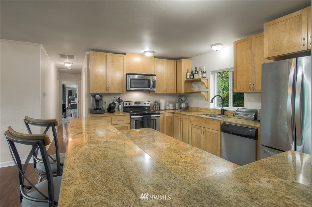 5343 Minard Road West Bremerton, WA 98312 - Photo 4 of 23 Gallery Image 4