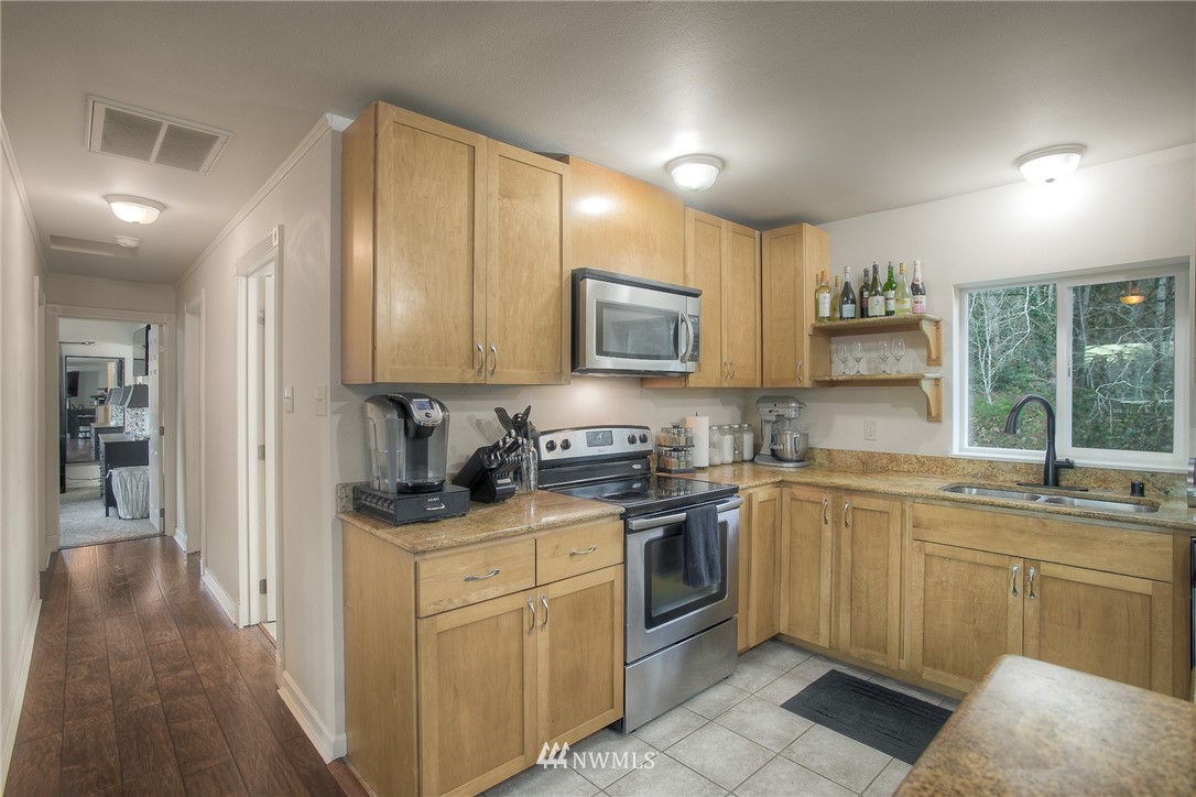 5343 Minard Road West Bremerton, WA 98312 - Photo 5 of 23 Gallery Image 5