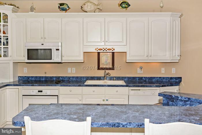 9742 Golf Course Road, Unit 302 Ocean City, MD 21842 - Photo 14 of 43 Gallery Image 14