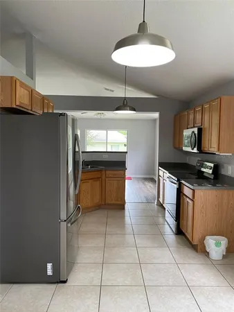 $1,940 | 2210 Nicollett Way, Leesburg, FL 34748