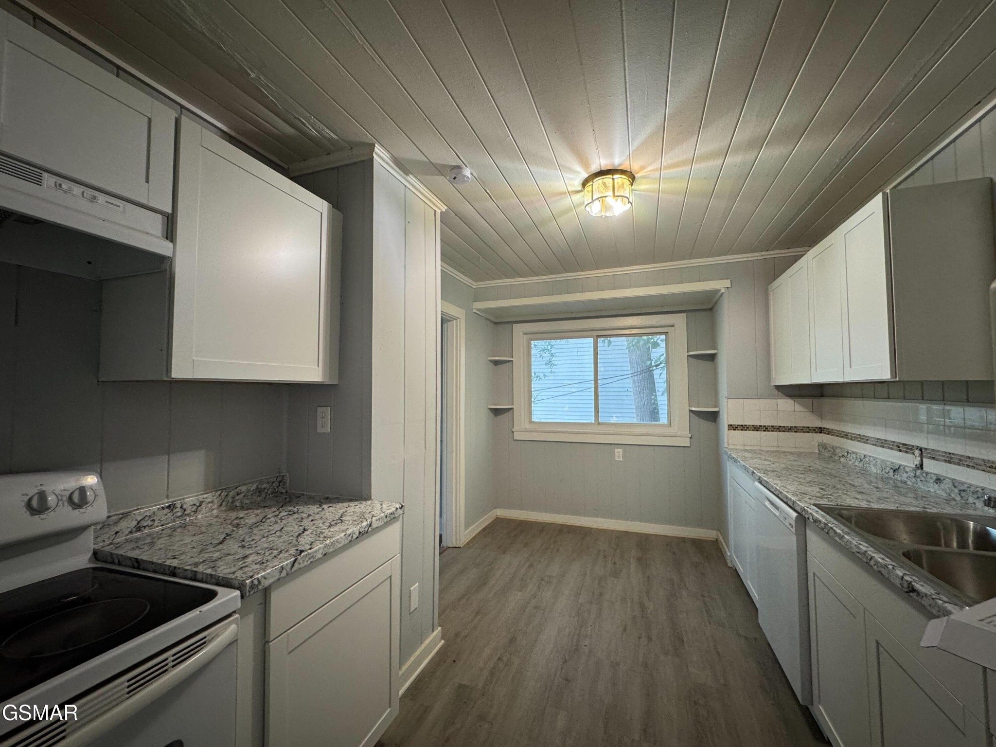 409 Eastgate Road Sevierville, TN 37862 - Photo 10 of 33 Gallery Image 10