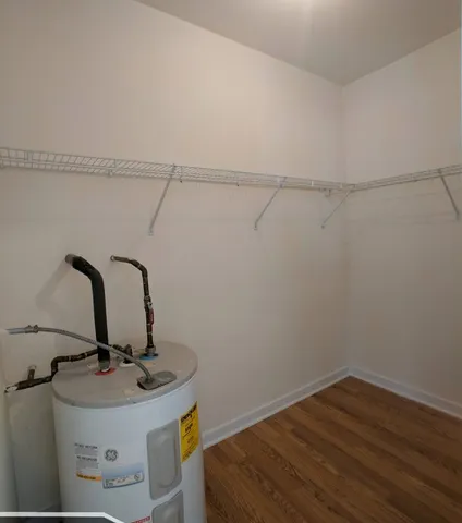 $1,250 | 1850 North Humboldt Boulevard, Unit 203, Chicago, IL 60647