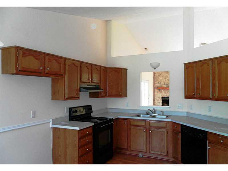8145 Ehlerbrook Road Indianapolis, IN 46237 - Photo 6 of 11 Gallery Image 6