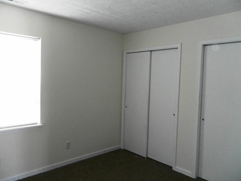 8145 Ehlerbrook Road Indianapolis, IN 46237 - Photo 10 of 11 Gallery Image 10