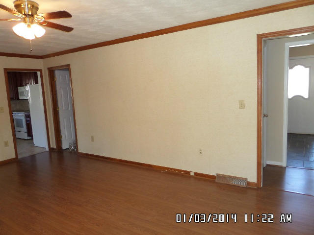 107 Queen Regent Court Blue Ridge, VA 24064 - Photo 14 of 46 107UfamilyroomU