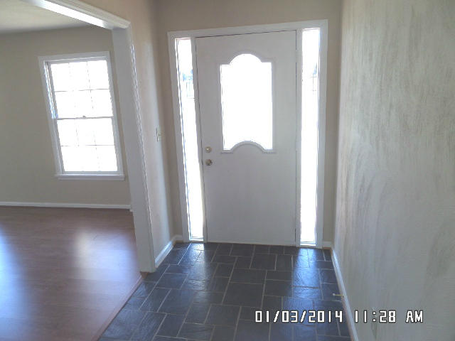 107 Queen Regent Court Blue Ridge, VA 24064 - Photo 19 of 46 107UfoyerU