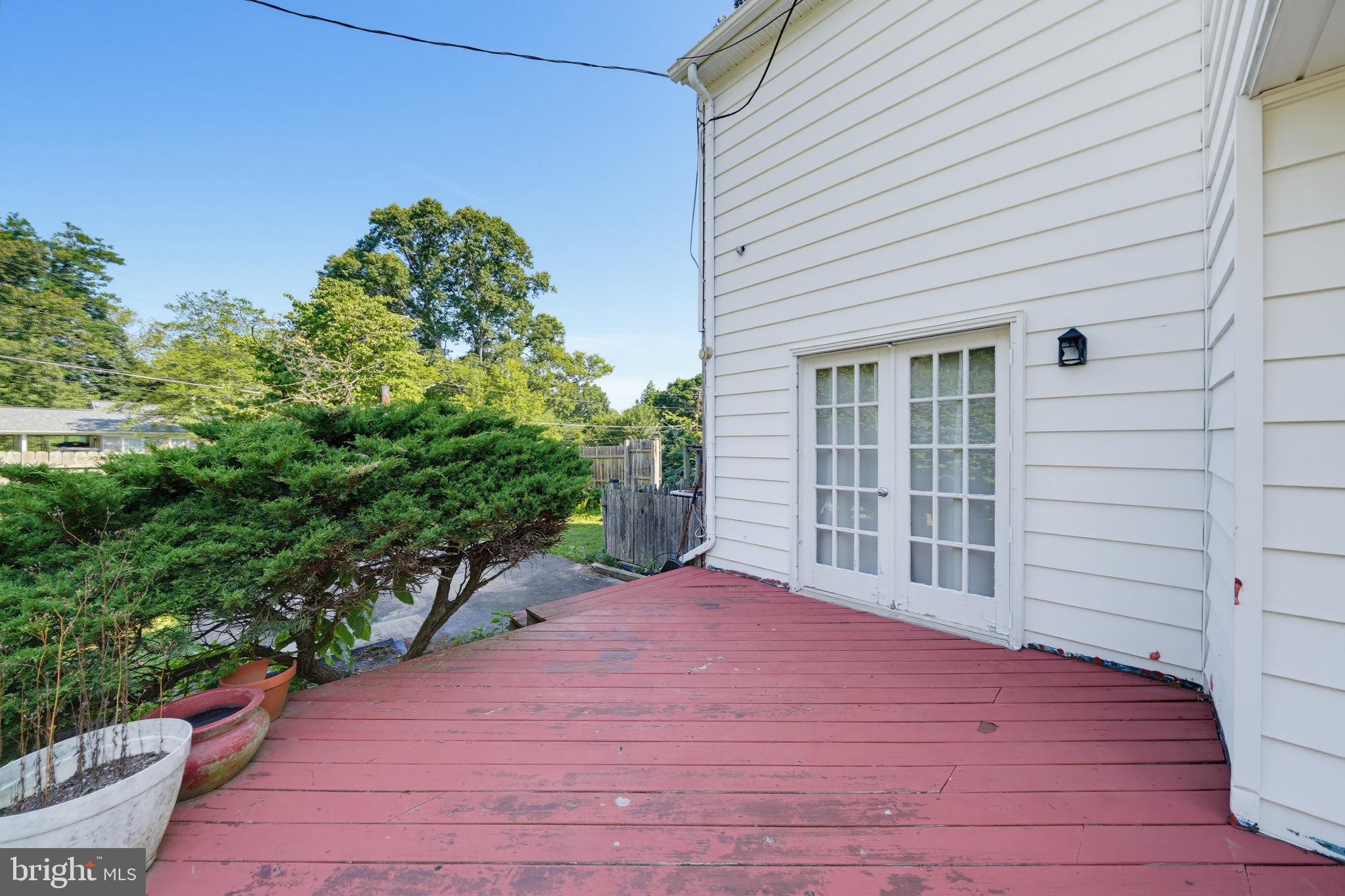16818 Briardale Road Rockville, MD 20855 - Photo 41 of 45