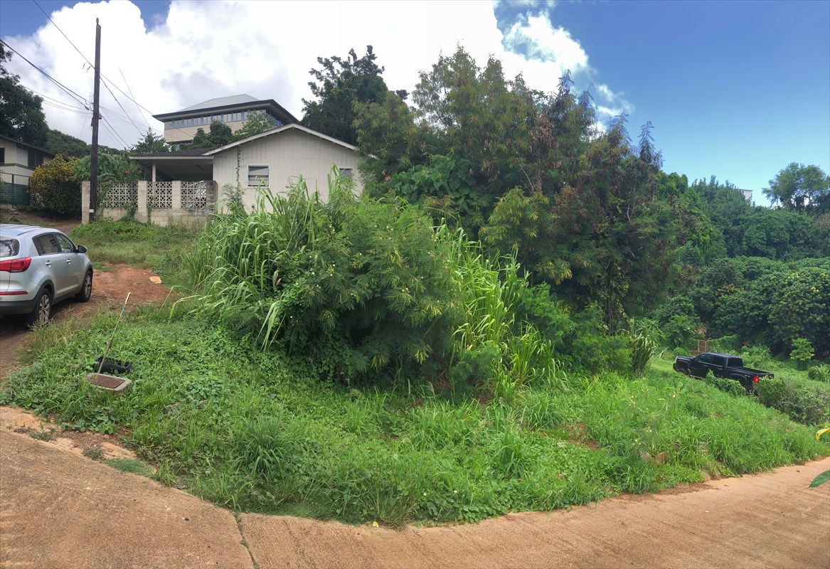2928 Lot 5-i Waa Road Lihue, HI 96766 - Photo 3 of 9 a view of a house with a yard