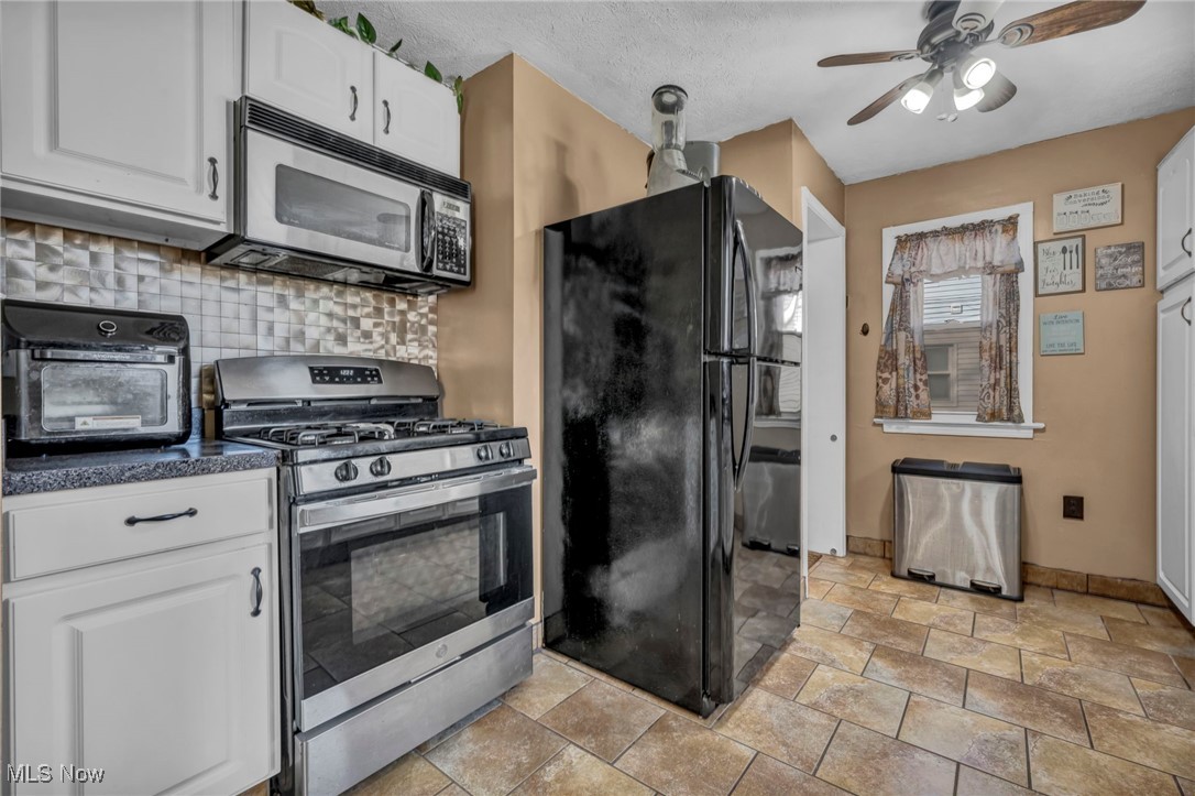 18111 Marcella Road Cleveland, OH 44119 - Photo 18 of 42 Gallery Image 18