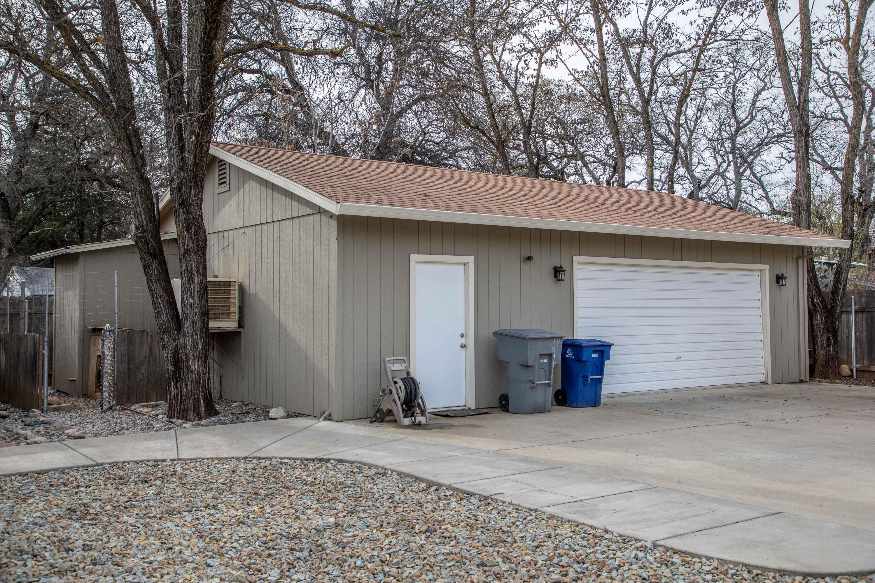 19080 Genevieve Road Redding, CA 96003 - Photo 12 of 42 Large Garage/Shop