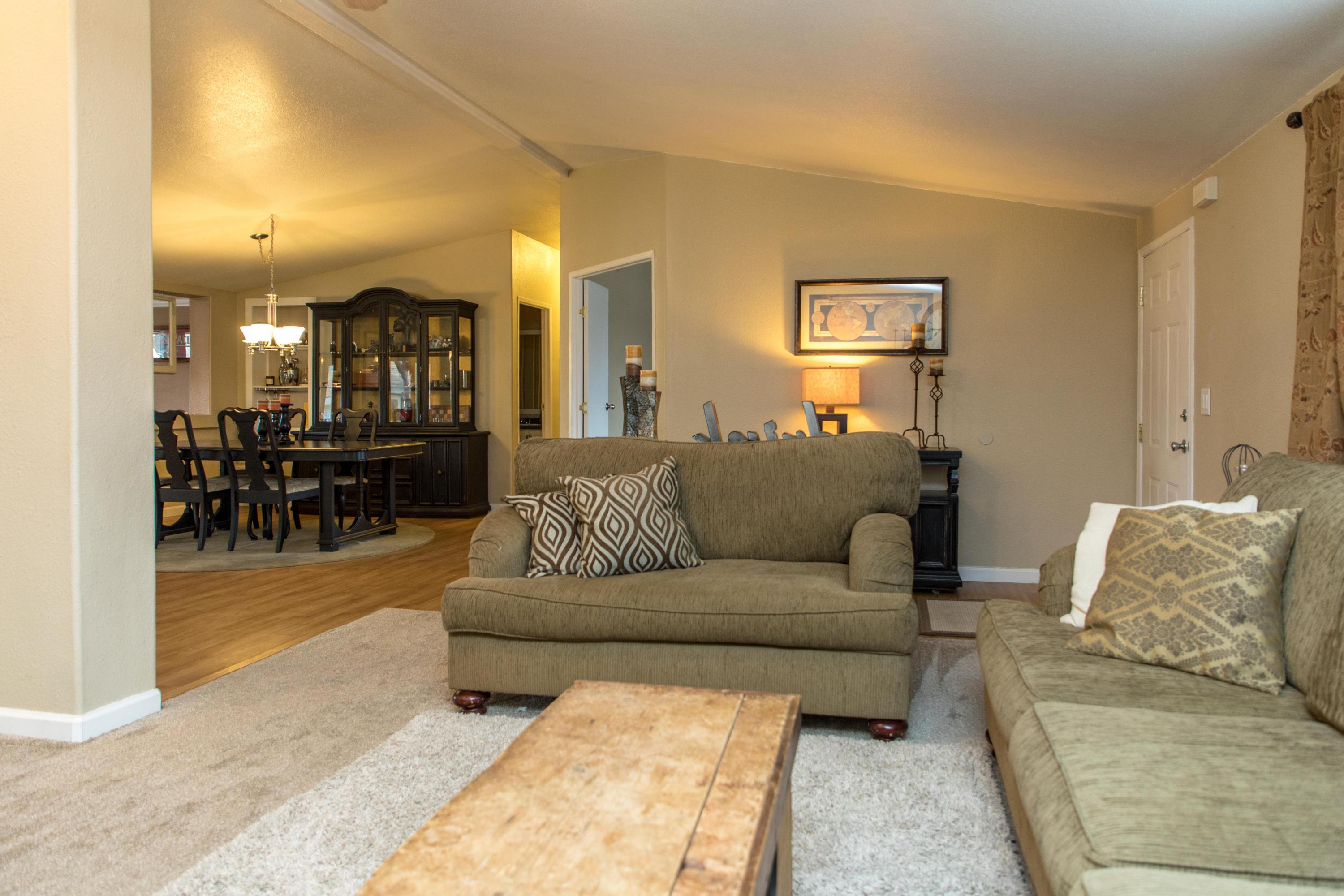 19080 Genevieve Road Redding, CA 96003 - Photo 32 of 42 Living Room 4