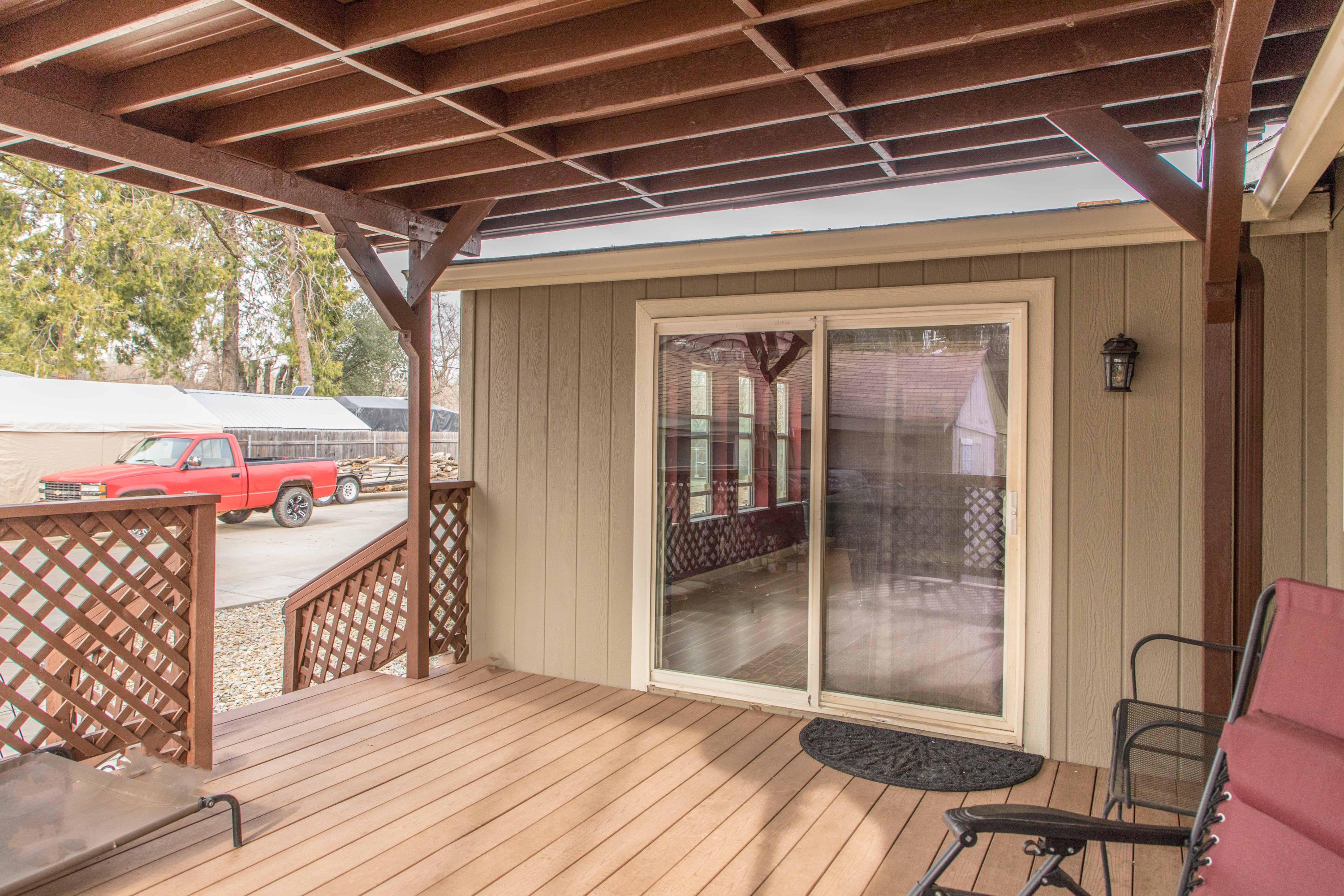 19080 Genevieve Road Redding, CA 96003 - Photo 5 of 42 Back Deck 1