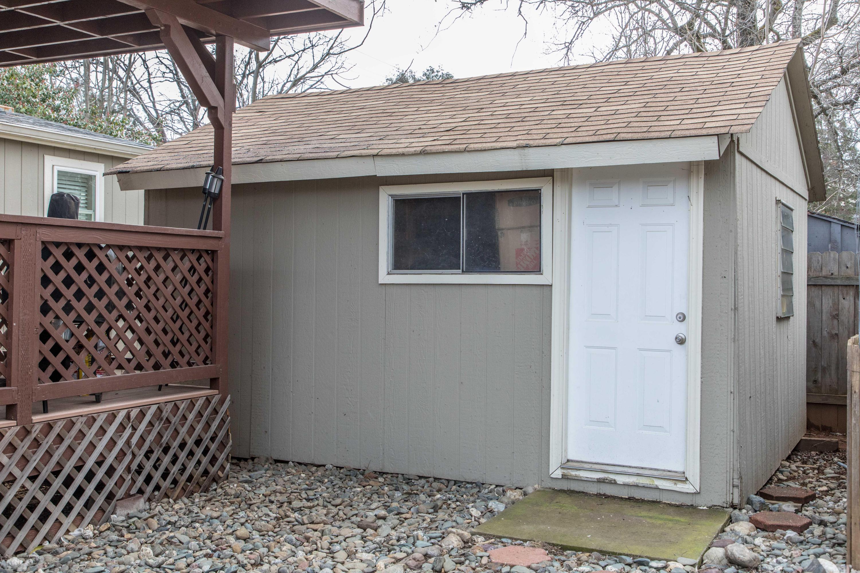 19080 Genevieve Road Redding, CA 96003 - Photo 9 of 42 Shed