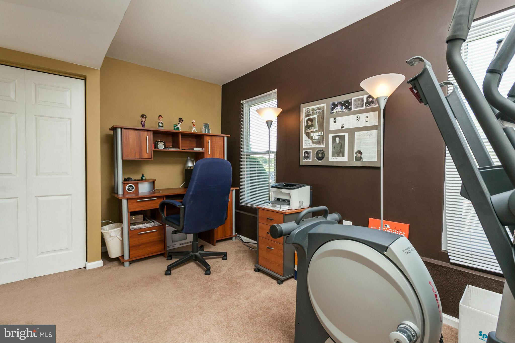 12929 Cunninghill Cove Road Baltimore, MD 21220 - Photo 22 of 28 4th Lower Level Bedroom