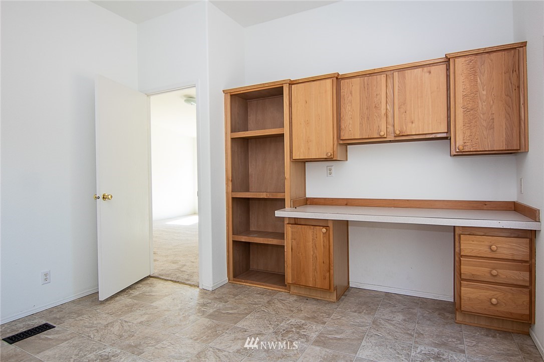 2122 Fall City-Carnation Road Southeast Fall City, WA 98024 - Photo 16 of 36 Gallery Image 16