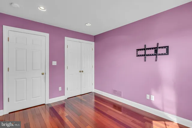 a view of livingroom with hardwood