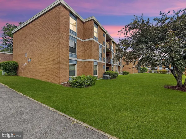 $135,000 | 3807 St Barnabas Road, Unit 203, Suitland, MD 20746