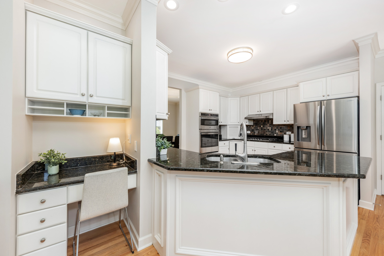 1407 Grommon Road Naperville, IL 60564 - Photo 7 of 49