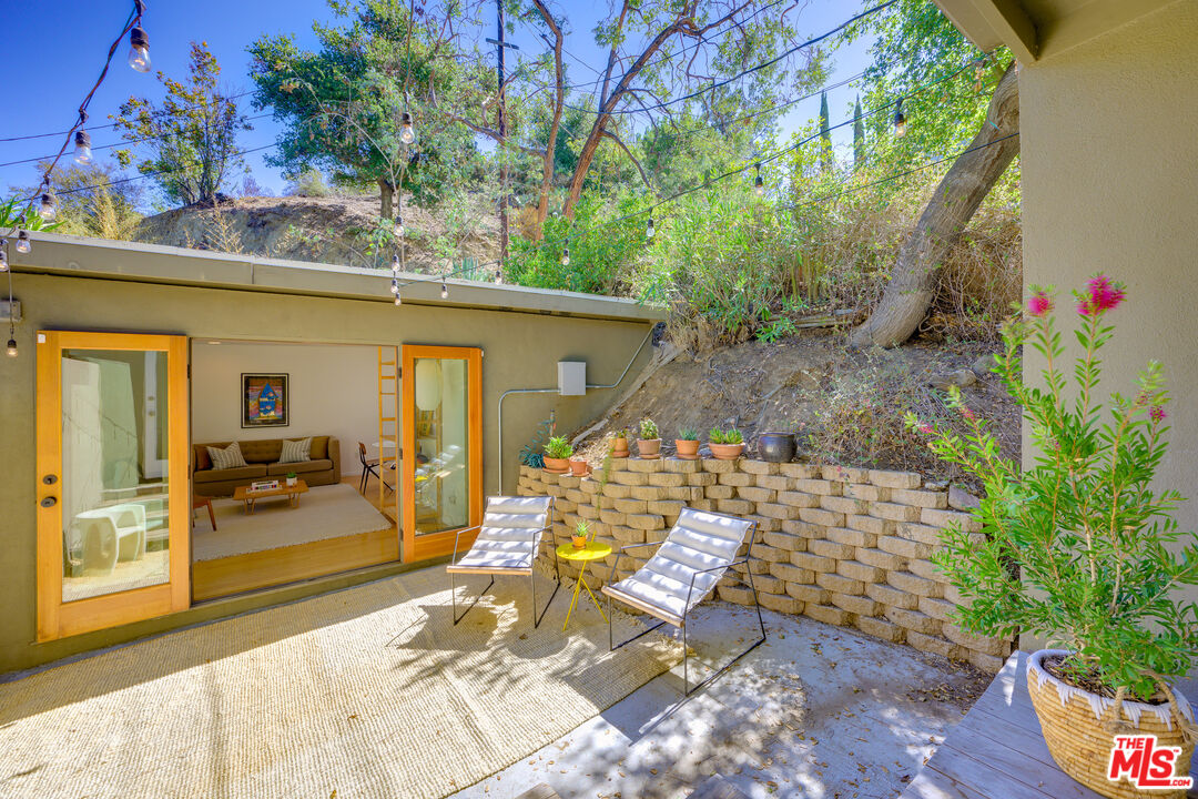 1847 Calgary Lane Los Angeles, CA 90077 - Photo 38 of 43 a view of outdoor seating space