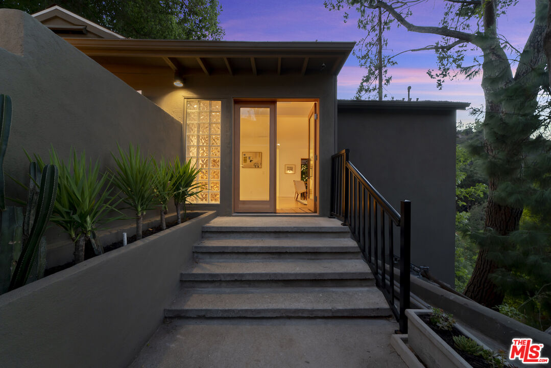 1847 Calgary Lane Los Angeles, CA 90077 - Photo 4 of 43 a view of entryway with a front door