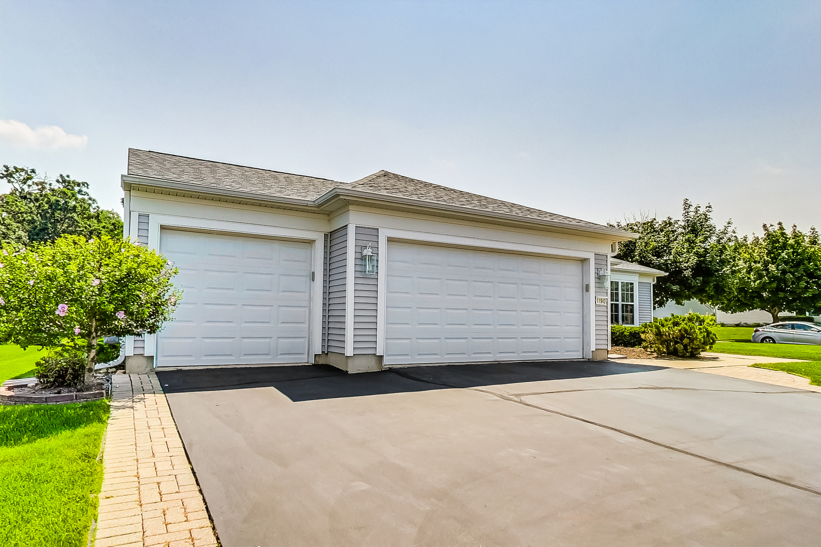 11942 Harrison Road Huntley, IL 60142 - Photo 3 of 44 Gallery Image 3