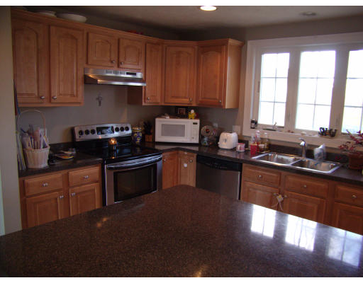 26 Marjorie Lane Rutland, MA 01543 - Photo 6 of 15 Gallery Image 6