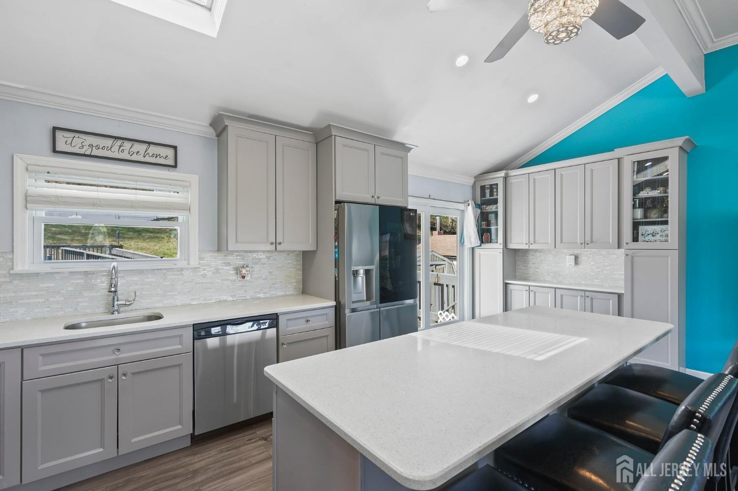26 Venus Road Old Bridge, NJ 08879 - Photo 7 of 37 Gallery Image 7