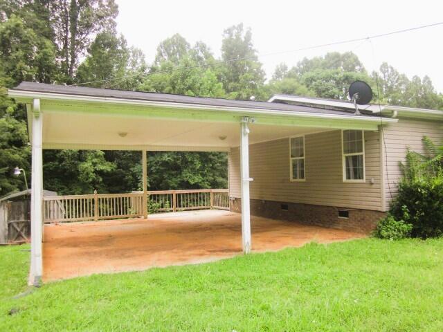 630 Stockton Road Martinsville, VA 24112 - Photo 2 of 17 Carport