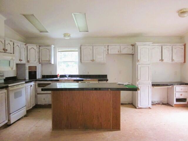 630 Stockton Road Martinsville, VA 24112 - Photo 5 of 17 Kitchen