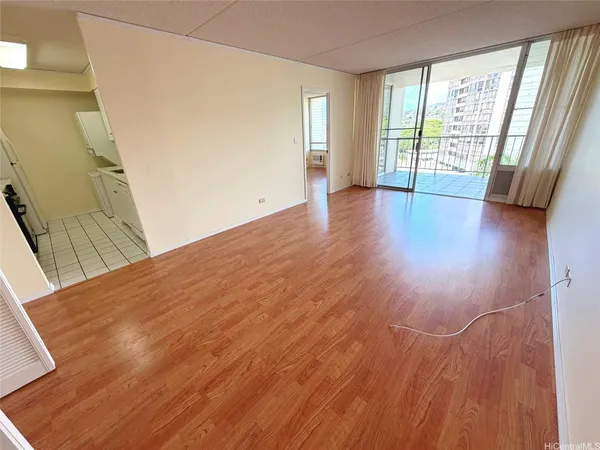$2,100 | 2029 Nuuanu Avenue, Unit 1109, Honolulu, HI 96817