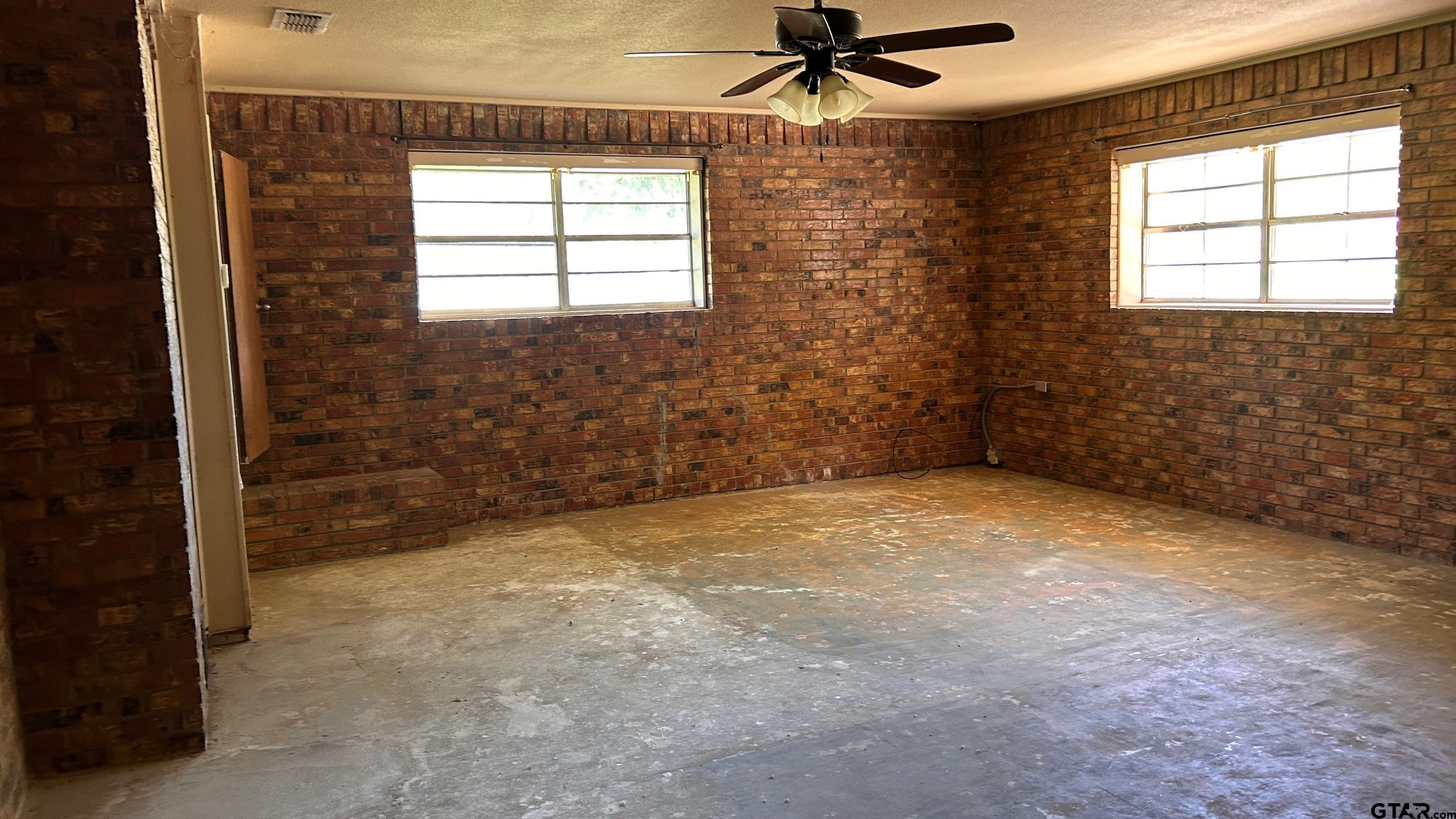 205 Short Street Canton, TX 75103 - Photo 5 of 12