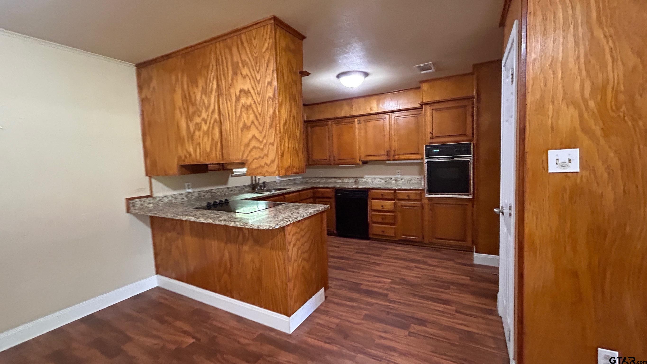 205 Short Street Canton, TX 75103 - Photo 8 of 12